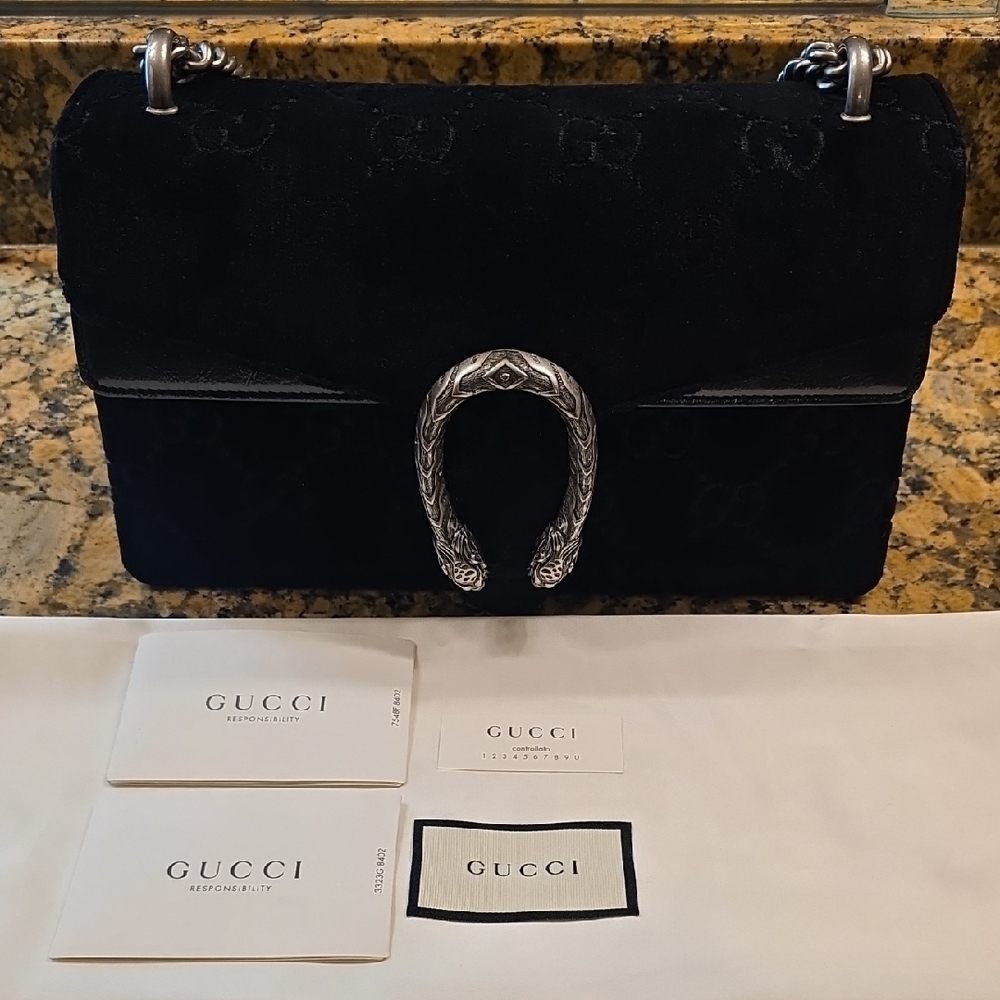 Absolutely Beautiful & Very Elegant  Gucci Dionysus GG Velvet Shoulder Bag. - Picture 2 of 16